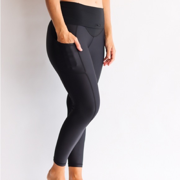 Maternity Leggings 7/8 length. - Picture 4 of 6